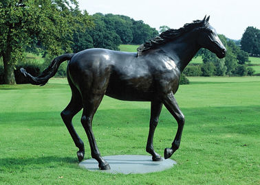 चीन बड़े कांस्य घोड़े की मूर्तिकला, बाहरी कांस्य की मूर्तियाँ घोड़े की प्राचीन डिजाइन आपूर्तिकर्ता