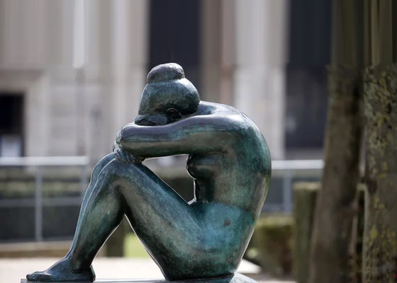 अच्छी कीमत सजावट उद्यान कला कांस्य पटिनी ध्यानकर्ता लड़की मूर्तिकला ऑनलाइन