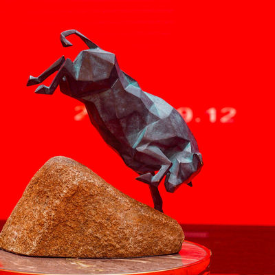 अच्छी कीमत सजावट उद्यान कला कांस्य प्राचीन बैल मूर्तिकला ऑनलाइन