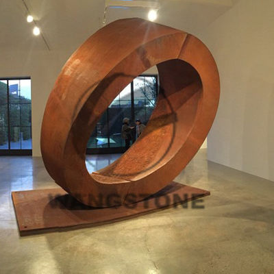 अच्छी कीमत बाहर की सजावट के लिए पानी की सुविधा के साथ जंगदार कॉर्टेन स्टील मूर्तिकला फव्वारा ऑनलाइन