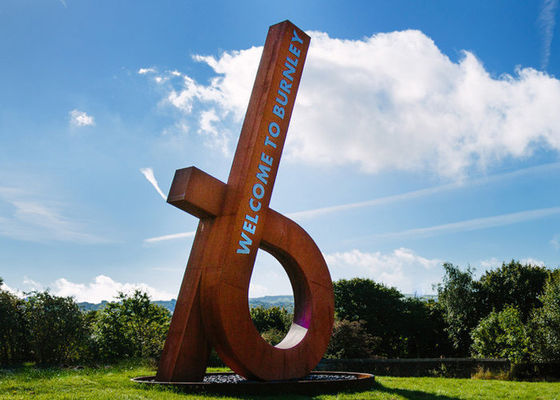 अच्छी कीमत समकालीन सिटी सजावट आउटडोर धातु Corten इस्पात की मूर्ति ऑनलाइन