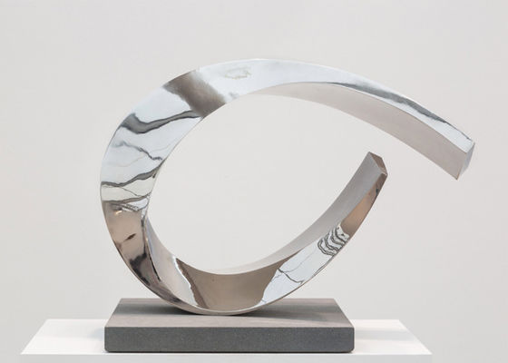 अच्छी कीमत इंडोर सजावट के लिए OEM सार पॉलिश 316 स्टेनलेस स्टील आधुनिक मूर्तिकला ऑनलाइन