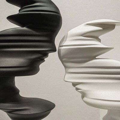 अच्छी कीमत कस्टम सजावटी फाइबर ग्लास मूर्तिकला अमूर्त जीवन आकार मूर्तिकला धातु मूर्ति ऑनलाइन